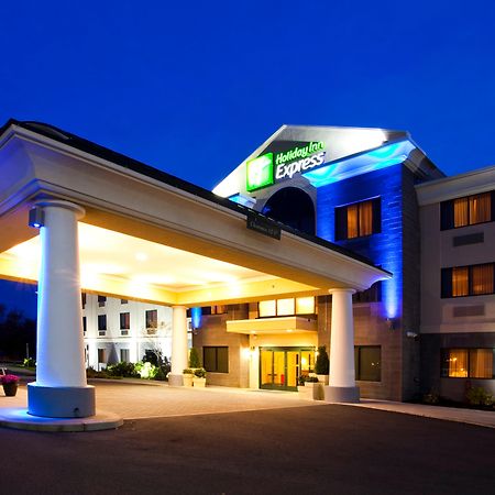 Holiday Inn Express Syracuse Airport By Ihg North Syracuse Kültér fotó