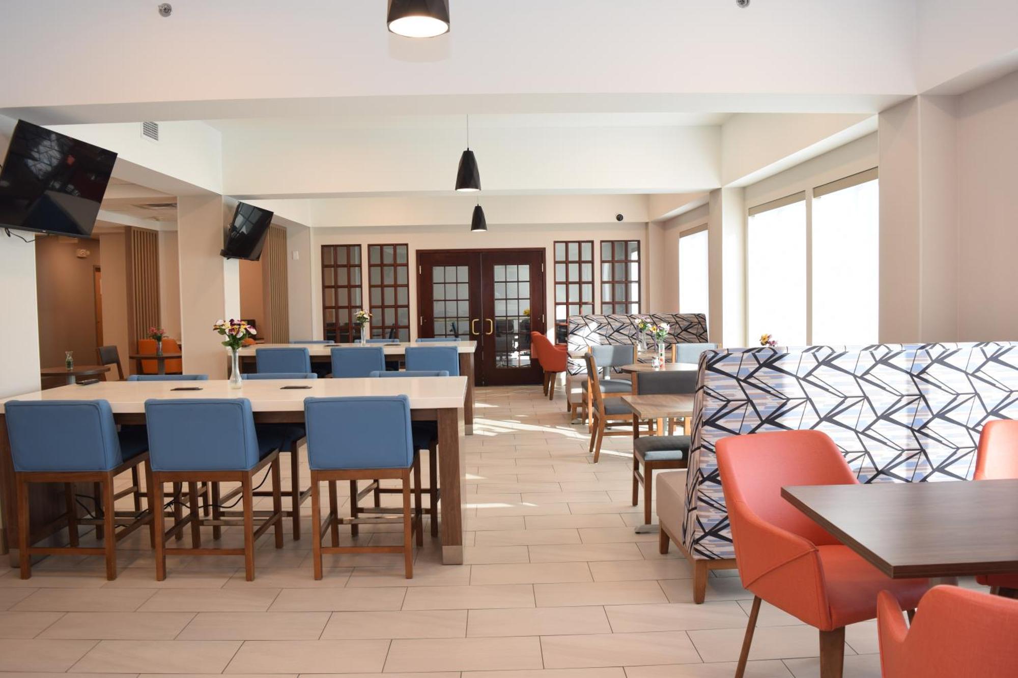 Holiday Inn Express Syracuse Airport By Ihg North Syracuse Kültér fotó