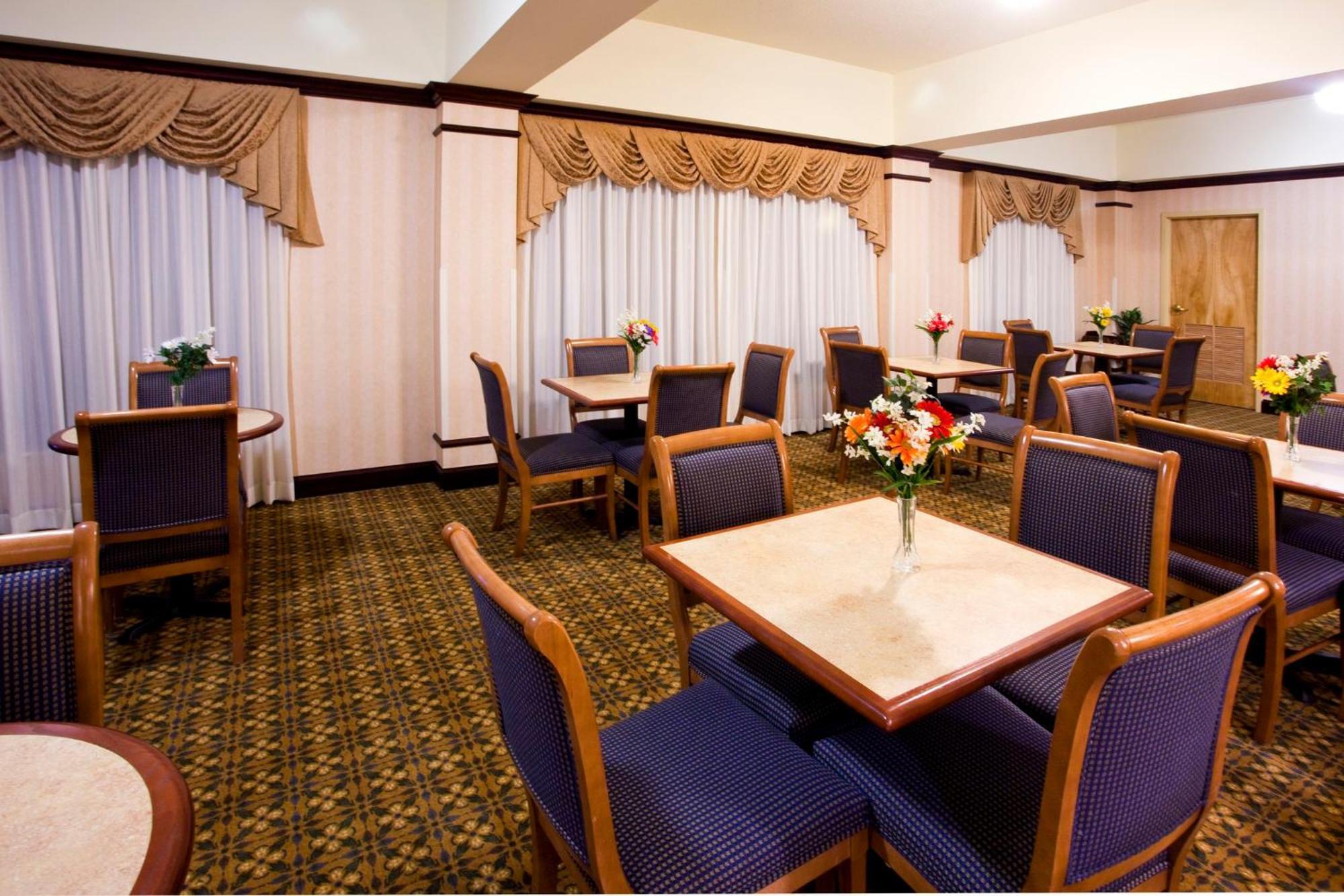 Holiday Inn Express Syracuse Airport By Ihg North Syracuse Kültér fotó