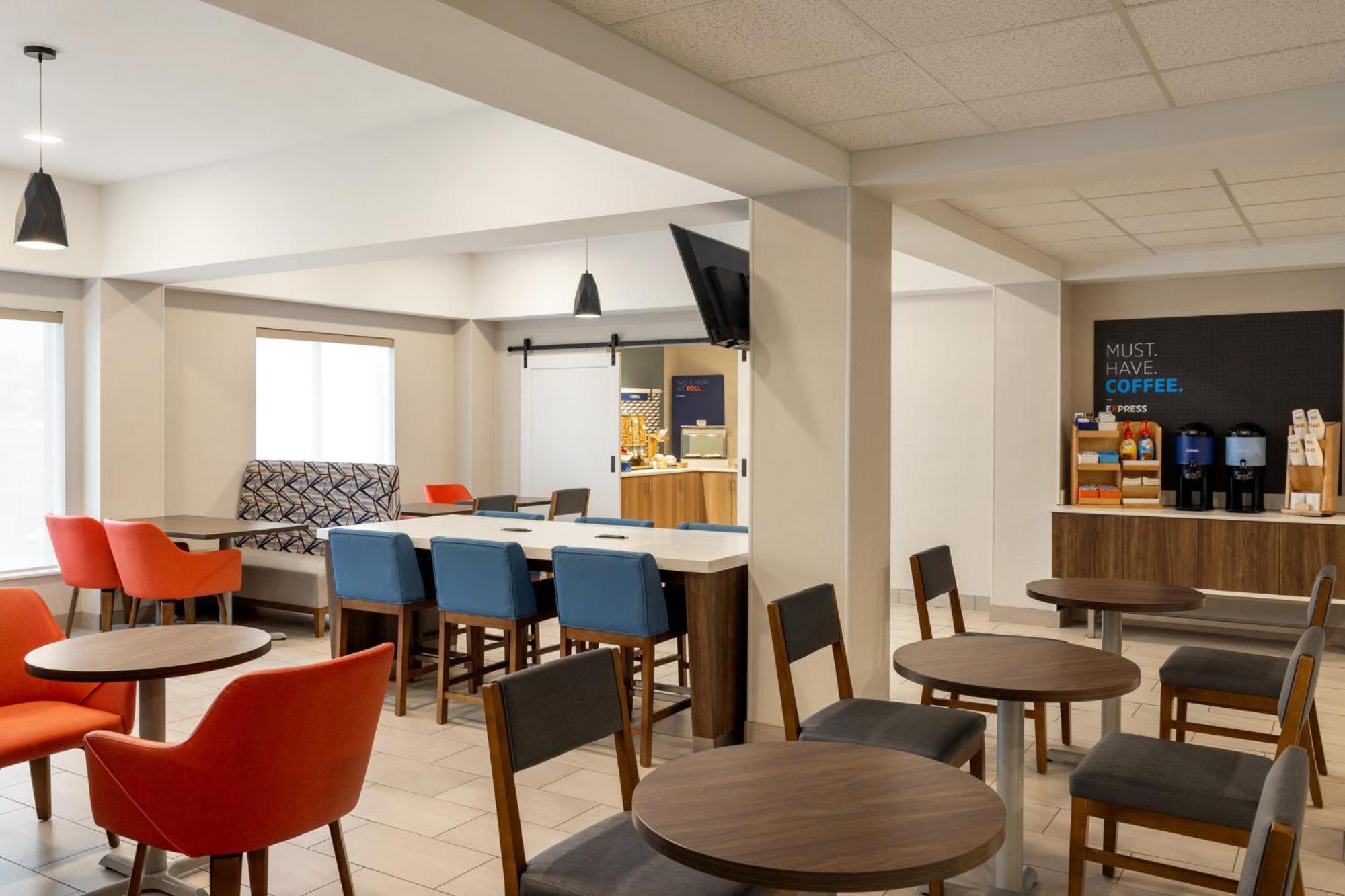 Holiday Inn Express Syracuse Airport By Ihg North Syracuse Kültér fotó