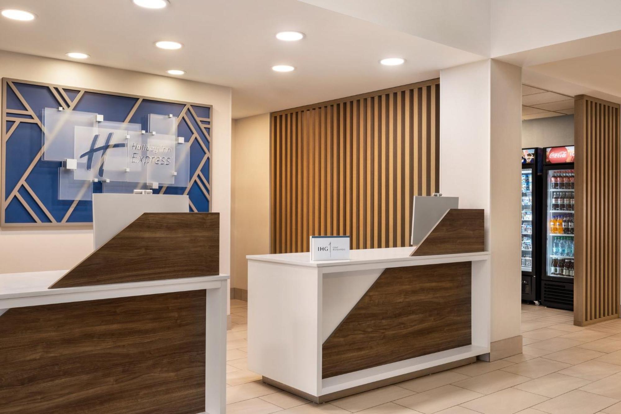 Holiday Inn Express Syracuse Airport By Ihg North Syracuse Kültér fotó